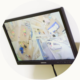 医師もしっかり状況把握監視モニターによる連携